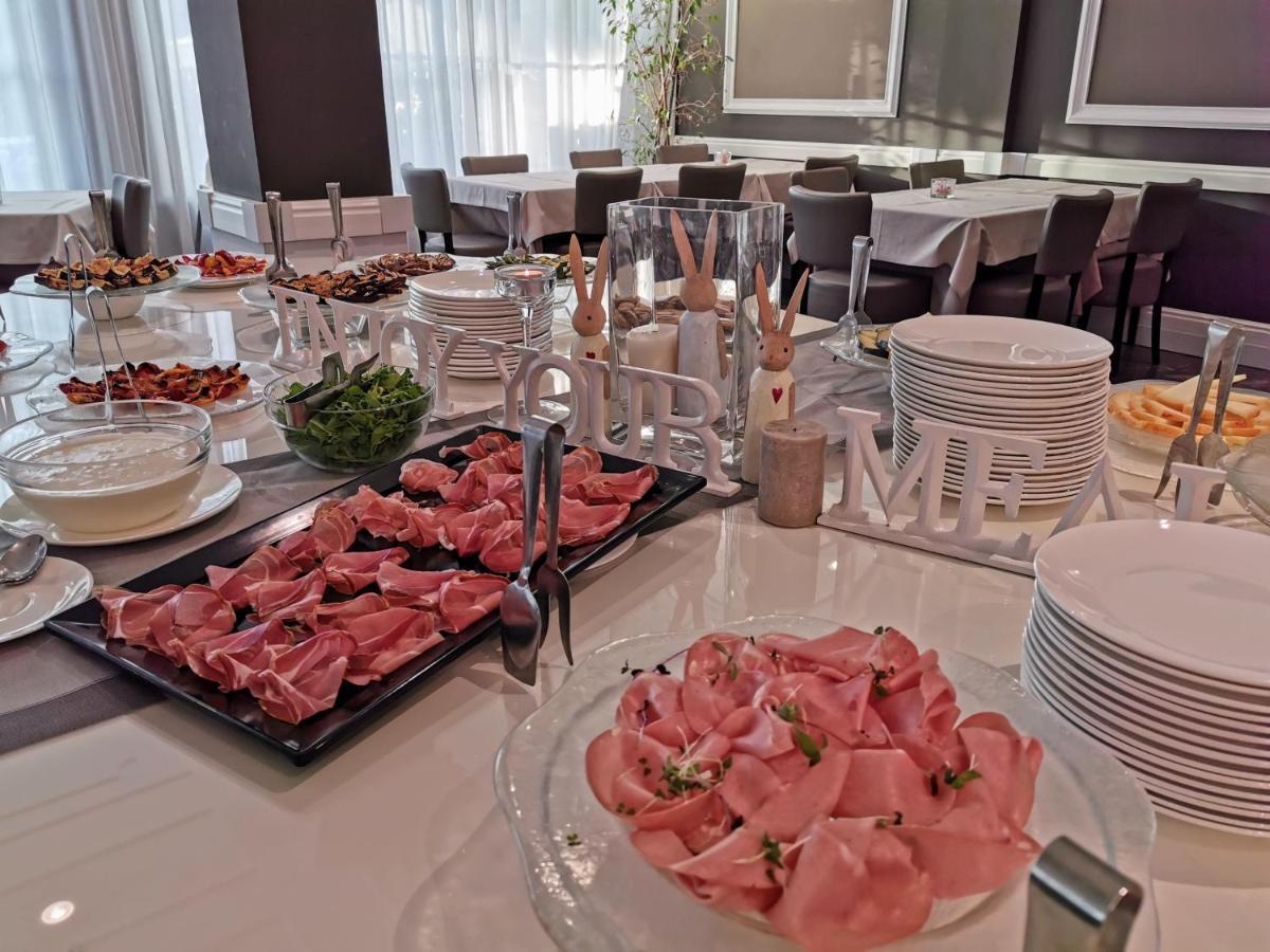 Villa Adriatica Ambienthotels Ріміні Екстер'єр фото